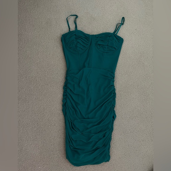 Rushed green mini dress from Simons, size S. Worn once, excellent condition. - Picture 3 of 4